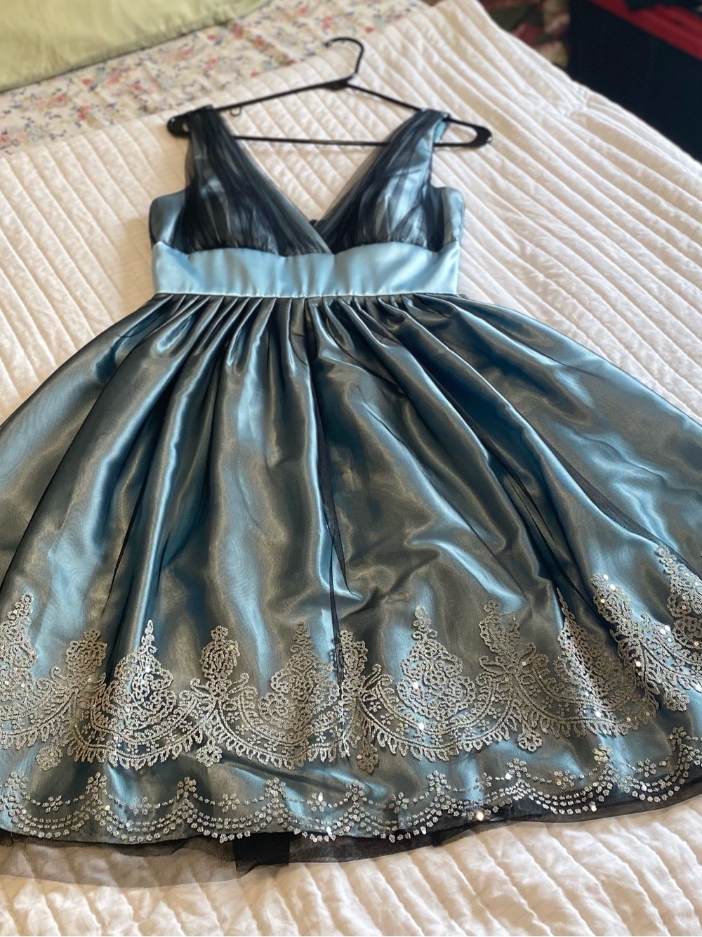 David's Bridal Blue Satin & Black Tulle Girls' Formal Dress - Picture 1 of 10